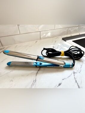BaByliss Pro Nano Titanium Optima Flat Iron - 1”